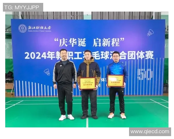 深圳羽毛球队总决赛背后的拼搏故事与奋斗精神展现