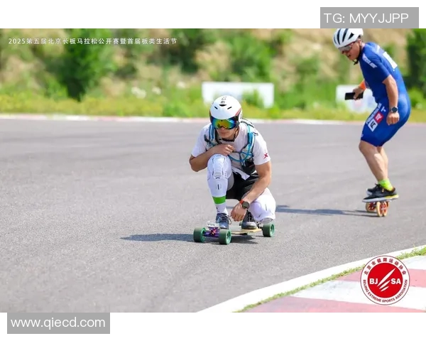 深圳滑板队在城市马拉松中的比赛经验与表现分析