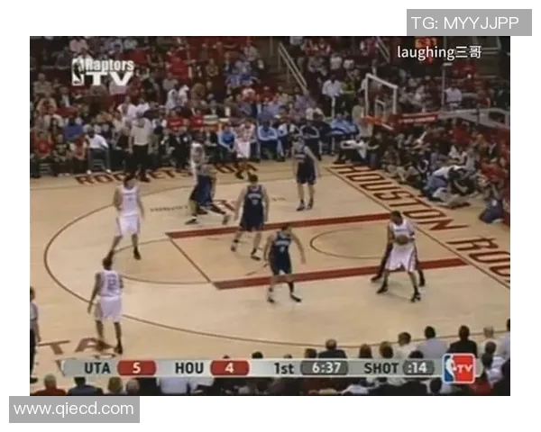 勇士与火箭激战G5争夺季后赛晋级关键战役的精彩瞬间与战术解析