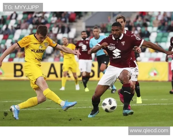 安郅与奥伦堡的激烈对决揭示了俄超联赛的竞争新格局 安郅与奥伦堡的激烈对决揭示了俄超联赛的竞争新格局