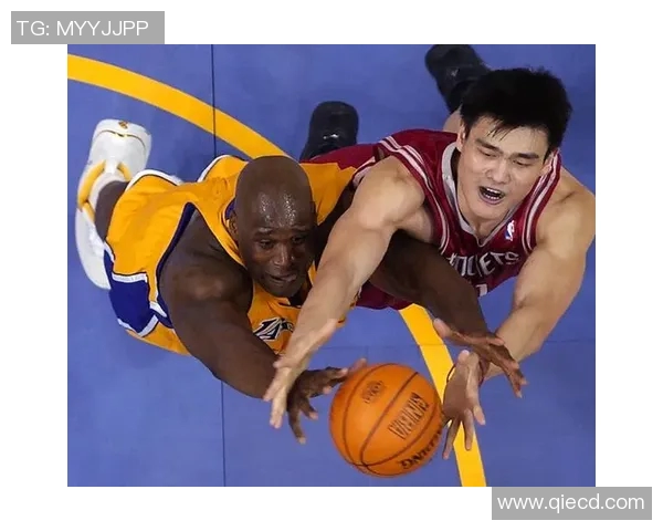 姚明与奥尼尔巅峰对决全场精彩瞬间回顾与分析 姚明与奥尼尔巅峰对决全场精彩瞬间回顾与分析