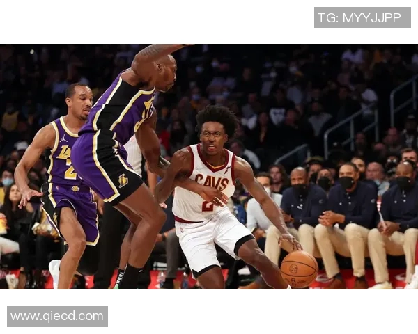 杰伦威廉姆斯的崛起之路：从大学篮球到NBA明星的成长历程