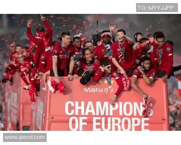 曼城与利物浦激战联赛巅峰对决球迷期待精彩瞬间