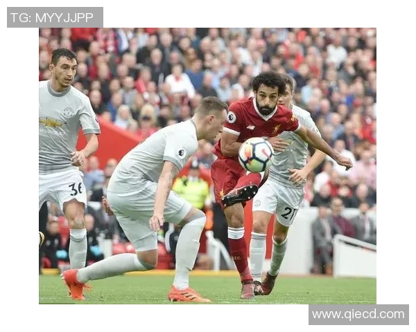 波特诺山丘与蒙国民的激烈对决揭示足球战术与团队精神的较量