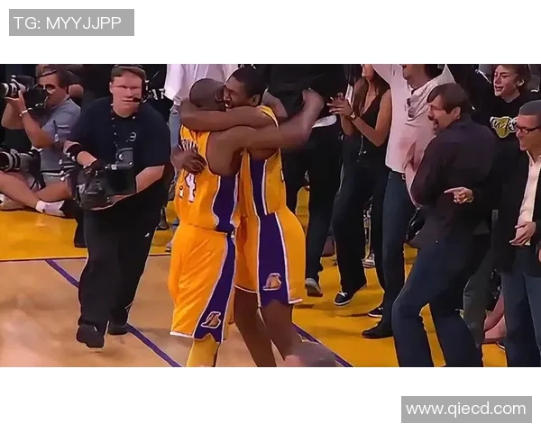 07年科比带领湖人对决开拓者的经典对抗赛回顾与分析 07年科比带领湖人对决开拓者的经典对抗赛回顾与分析