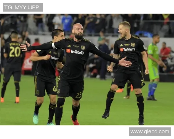 休士顿迪纳摩迎战洛杉矶FC争夺美职联季后赛资格的关键对决